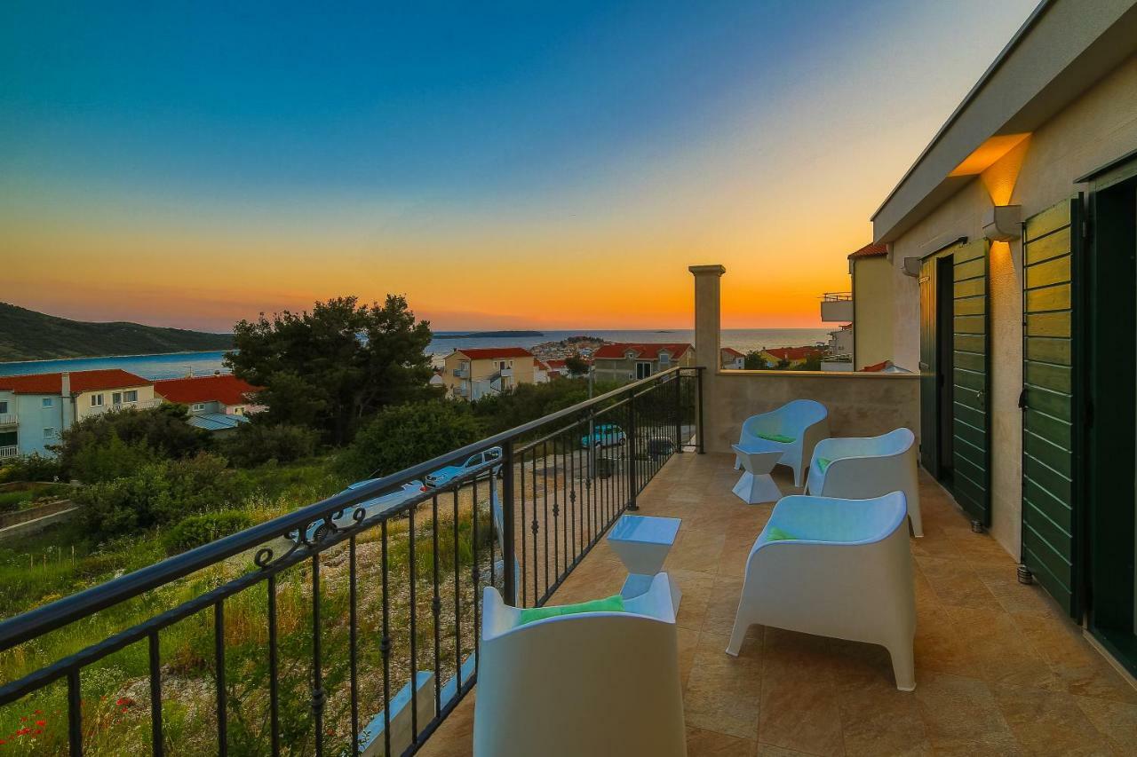 Villa Eni Primošten Exteriör bild